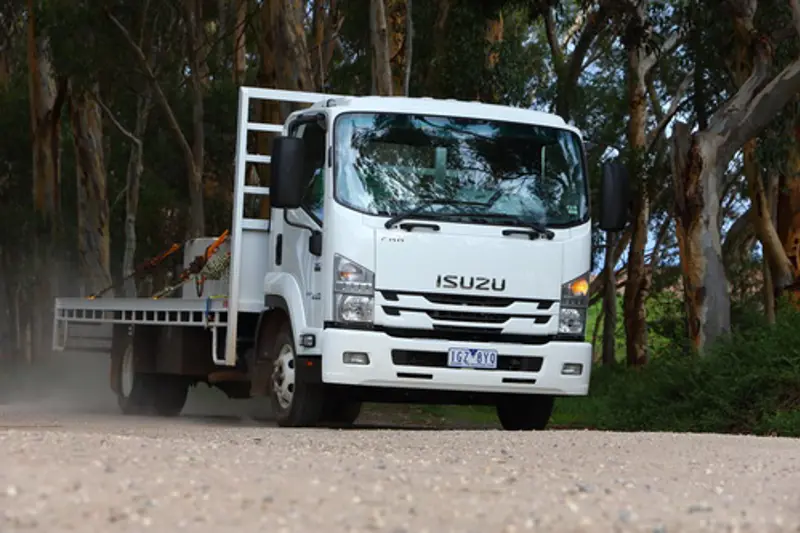 isuzu_my16_fseries_frr210.jpg