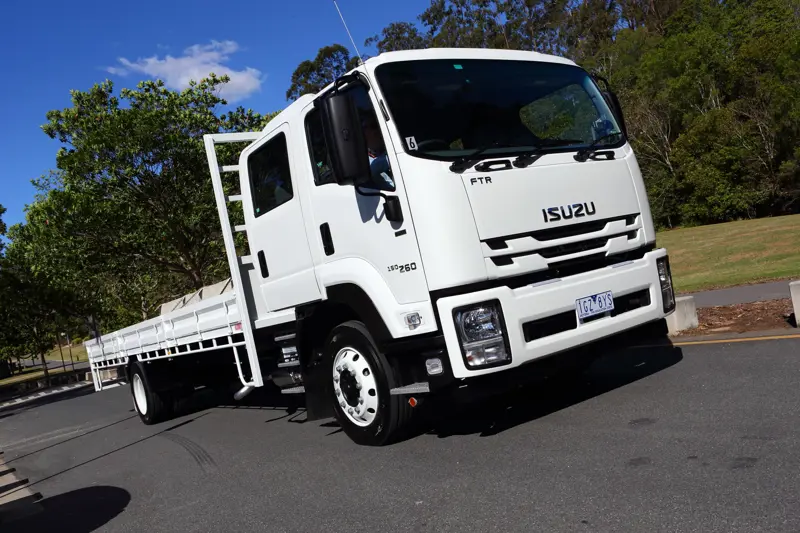 Isuzu_MY16_FSeries_FTR-min.jpg