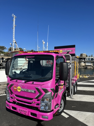 STOP SLOW TRAFFIC CONTROL NLR 45-150 SWB Traypack