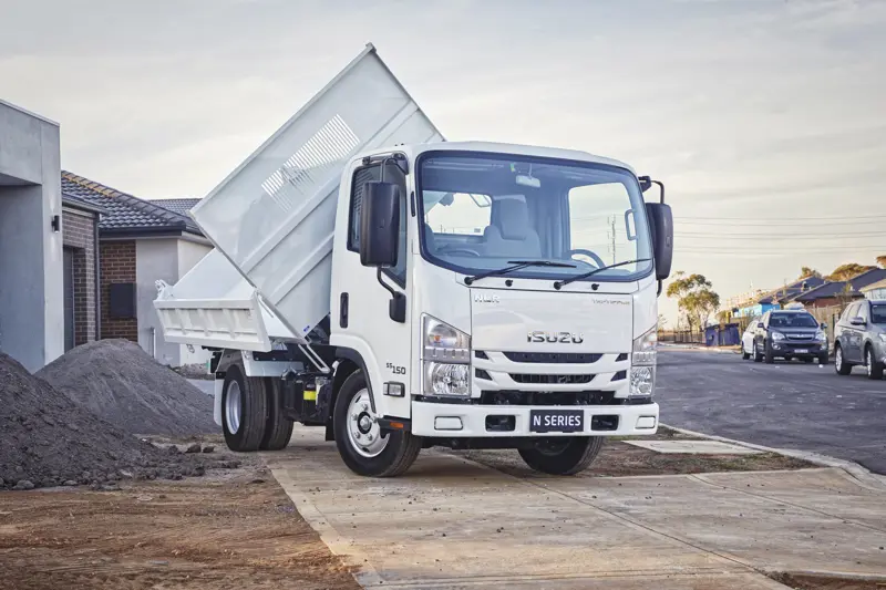 ISUZU-NLR-55-150-TRI-TIPPER-040-min.jpg