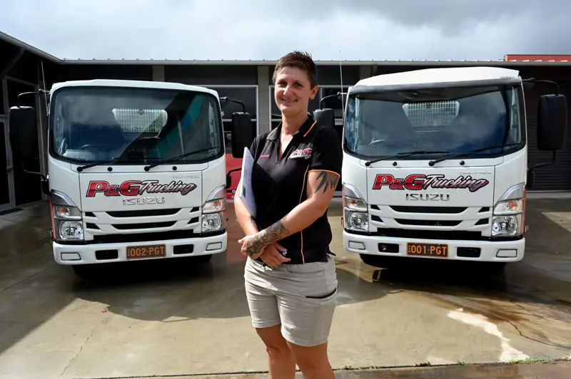 IAL P G Trucking Canberra Isuzu 38